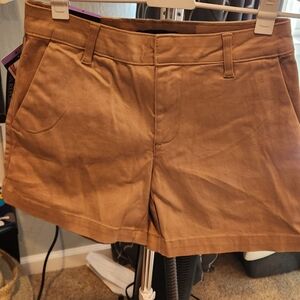Banana Republic Tan Chino Short Sz 4